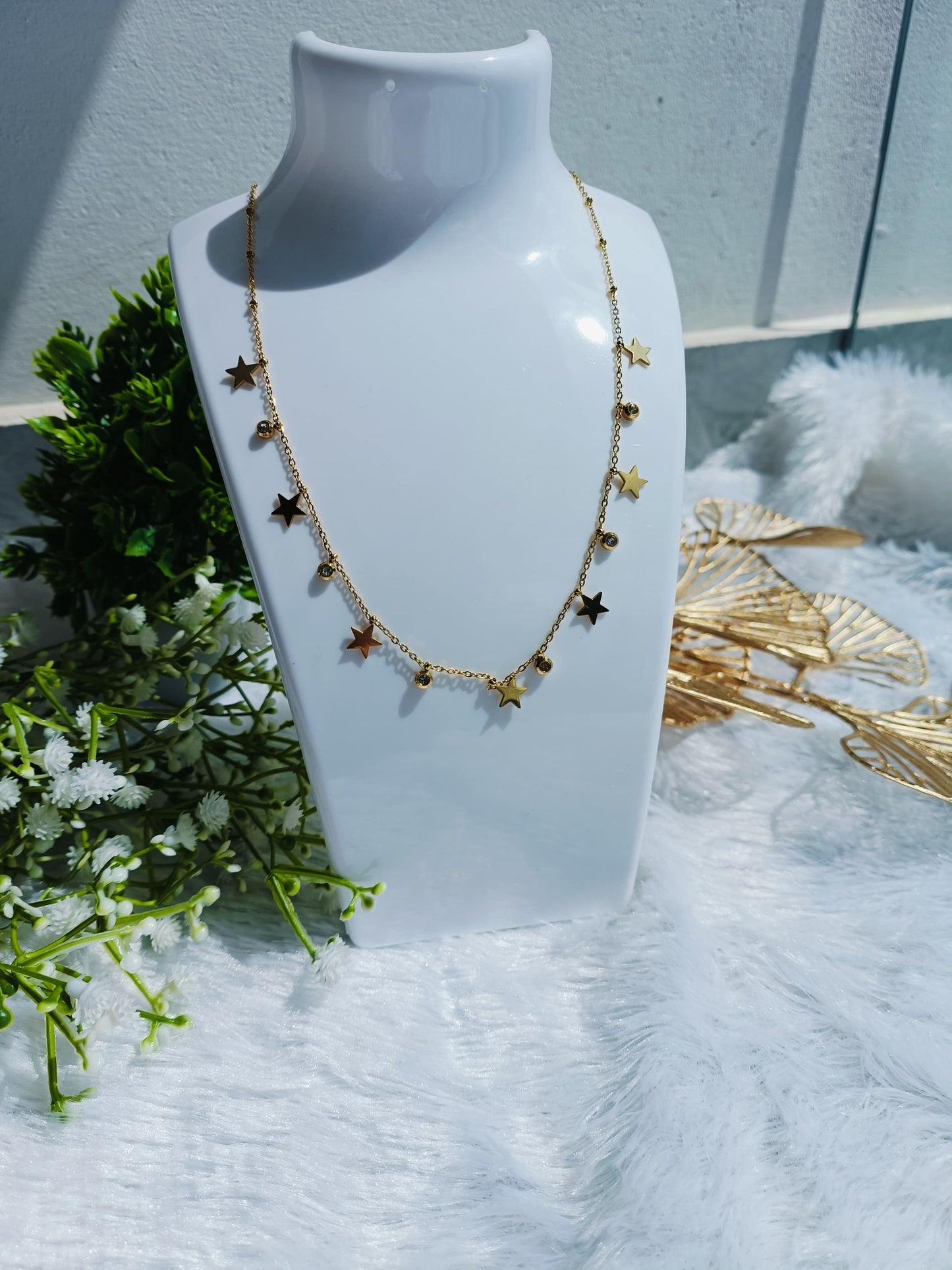 Ant tarnish Star charm necklace