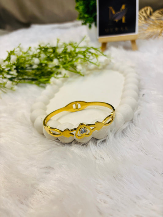 Heart Charm Stone Bracelet