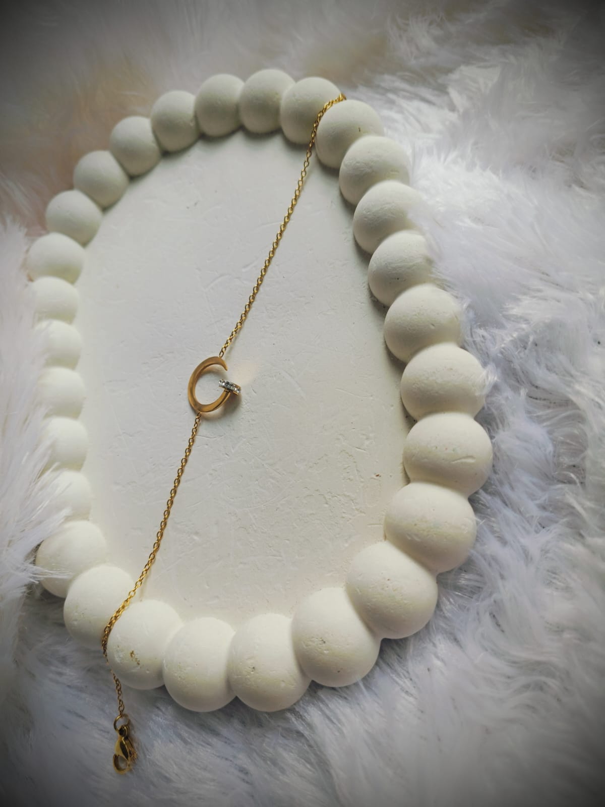 Minimalist Circle Charm Bracelet